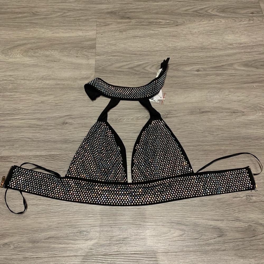 NWT Akira sequined top